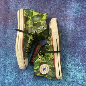 Classic gorillaz x converse hi top shoes